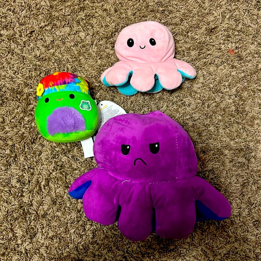 Octopus, plush, frog squish, mellow